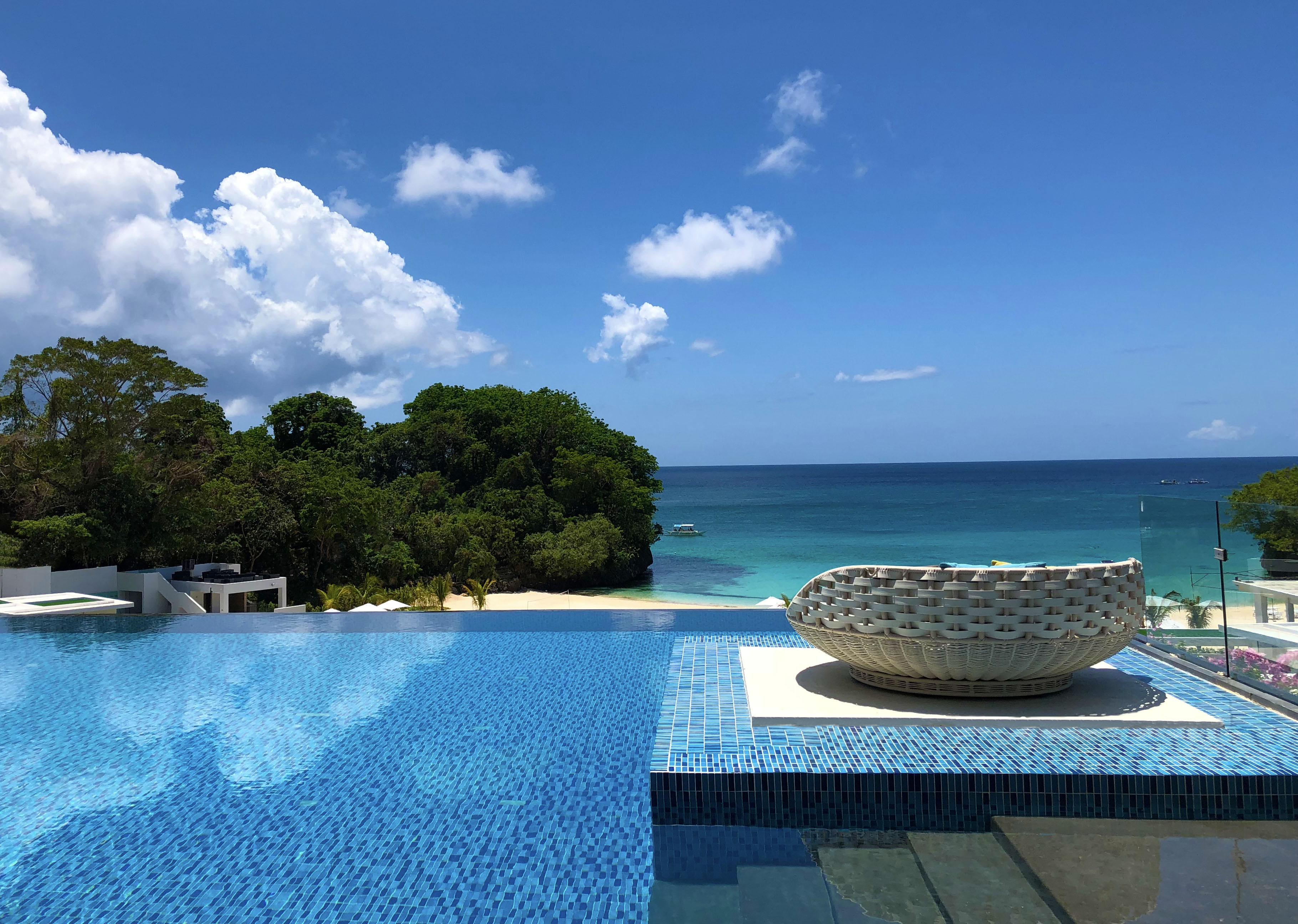 Crimson Resort And Spa Boracay Yapak Esterno foto