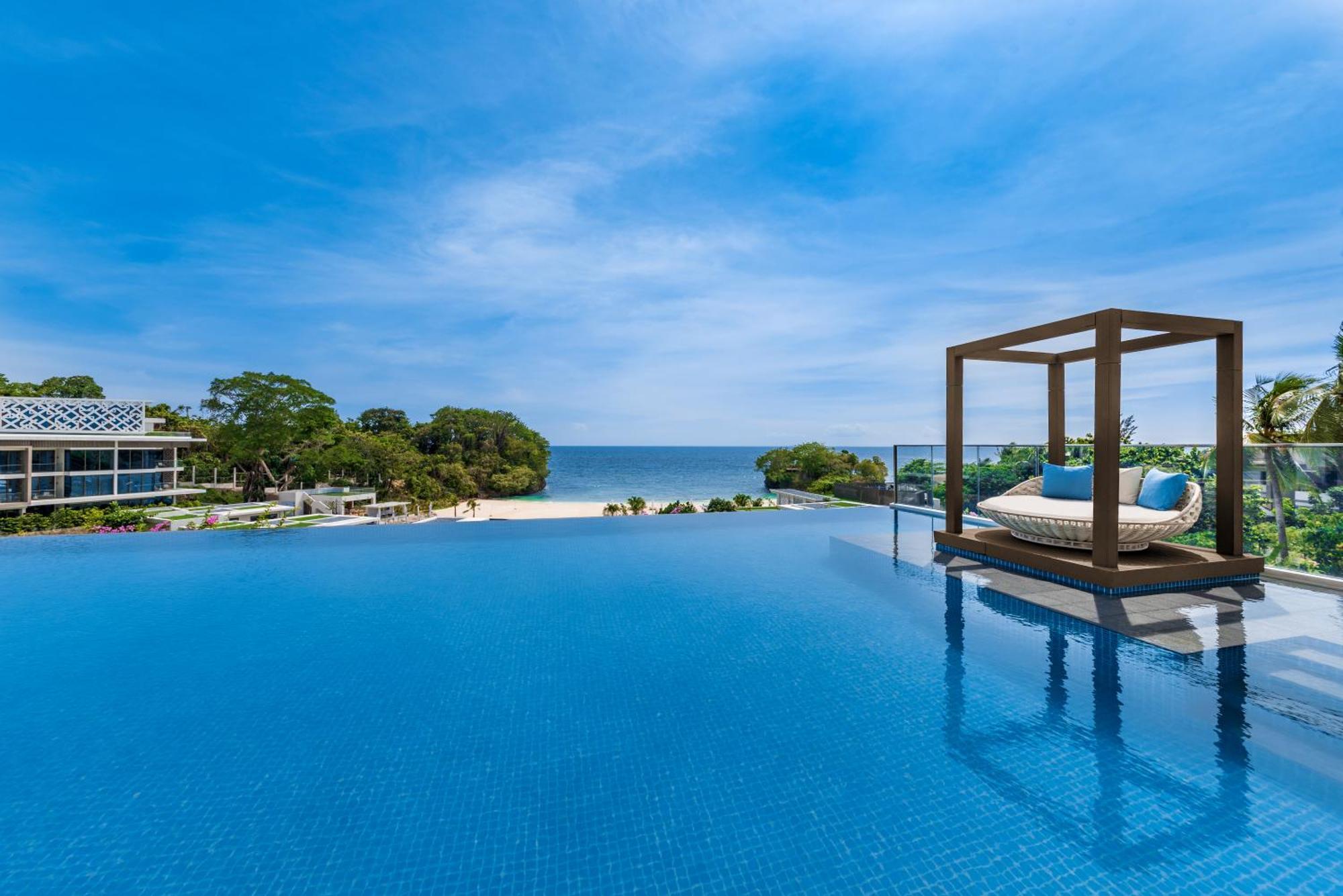 Crimson Resort And Spa Boracay Yapak Esterno foto